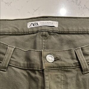 Zara Khaki Green Denim Pants 33 waist, 28 inseam